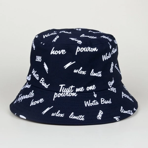 Bob en toile bleu marine avec lettres graffiti blanches pour protection solaire été