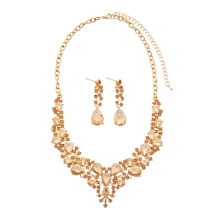 Luxury V-shaped jewelry set with champagne waterdrop crystals and gold finish for women