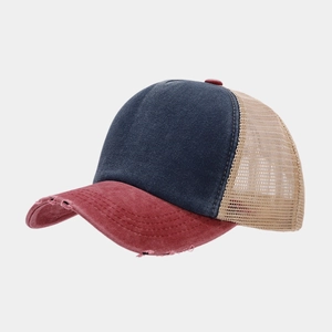 Cappellino trucker vintage in cotone lavato blu navy e rete traspirante kaki