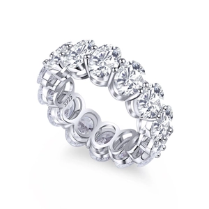 Elegant S925 sterling silver eternity ring featuring oval cut sparkling zircon stones
