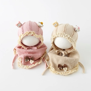 Conjunto de invierno para bebé con gorro y bufanda de punto con encaje y botón Smile