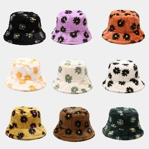 Cappello da pescatore invernale in peluche con stampa margherita in nove colori