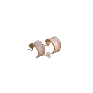 Elegant 18K gold plated C-shape earrings with wavy pink pearlescent enamel finish