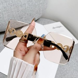 Fashion oversized square rimless sunglasses with gradient brown lenses and gold temples