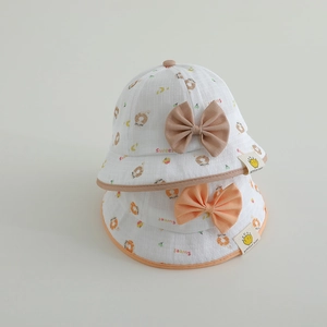 Chapeaux de soleil bébé en coton blanc avec imprimés donuts et nœuds décoratifs