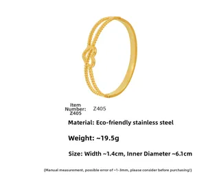 Close-up of 18k gold plated double-layer stainless steel heart buckle bracelet for women
