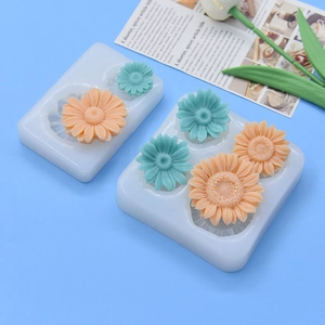 Daisy Sunflower Shape Silicone Cake Mold For DIY Handmade Soap Candle Making Embossed Floral Design Flexible Reusable Kitchen Tool