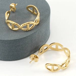 Orecchini a cerchio placcati oro 18K a forma di naso di maiale con texture a corda intrecciata