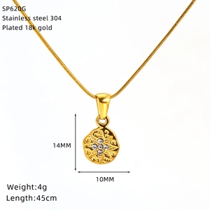 Specifiche dettagliate delle dimensioni per la collana tarot in acciaio inox dorato con stella
