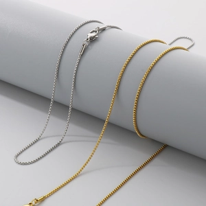 Classic stainless steel box chains in gold and silver finish with lobster clasps
