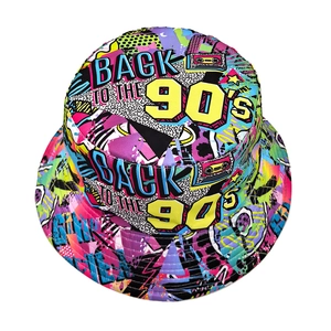 Bob rétro motif cassette des années 90 avec design pop art multicolore pour protection solaire