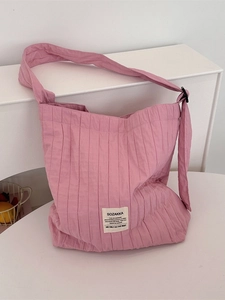 Pink pleated minimalist canvas tote bag with large capacity and wide shoulder strap