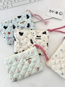 Quilted floral makeup bag set with animal prints and zip closure for cosmetics