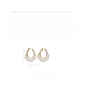 Detailed size specifications for French vintage pearl hoop earrings with crystal inlay