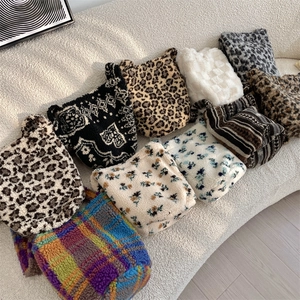 Assorted autumn winter lamb wool bucket bags featuring leopard and plaid patterns