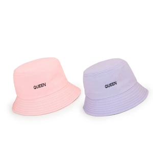 Bobs en coton rose et violet avec broderie Queen sur fond blanc pur pour femmes
