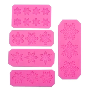 Set of 5 pink silicone snowflake molds for Christmas fondant and chocolate decorations