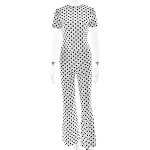 Ensemble deux pièces pour femme avec crop top à pois et pantalon évasé à taille haute