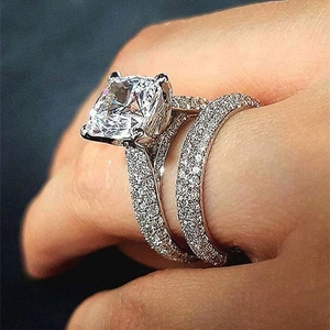 Luxuriöses Zirkonia Hochzeits Verlobungsring Set Für Damen Kupfer Galvanisiert Pavé Stapelringe Fingerring Schmuck Geschenk