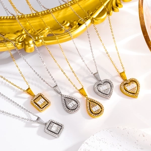 Collier Pendentif Élégant En Zircone Acier Titane Plaqué Or 18K Cœur Goutte D'eau Carré Bijou De Luxe Pour Femmes