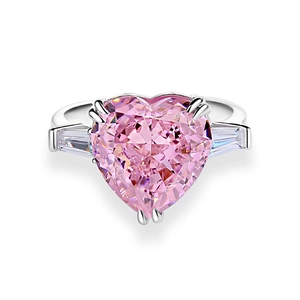 Exquisite S925 sterling silver ring with heart-cut pink diamond and side stones