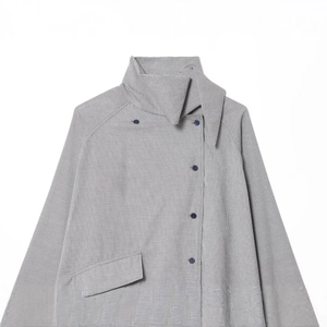 Plaid long sleeve jacket with houndstooth pattern and stand collar in loose fit
