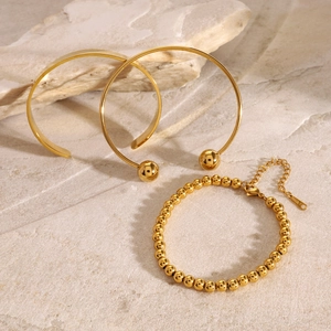 Set di tre bracciali in acciaio inossidabile dorato 18k e bracciale rigido aperto mini