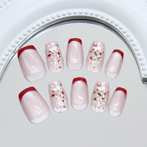Unghie finte occhio di gatto rosa con punte French bordeaux e frammenti glitter colorati