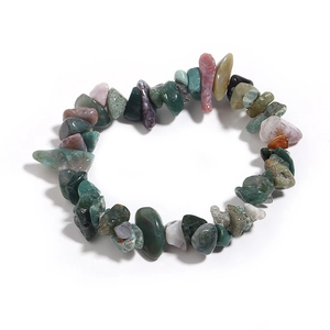 Bracciale elastico con schegge di agata naturale e cristalli colorati misti e irregolari