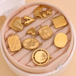 Golden 18K gold-plated stainless steel heart and sunflower geometric pendants in jewelry box