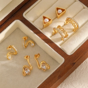 Triangle Artificial Pearl Stud Earrings 18K Gold Plated Stainless Steel Rhinestone Geometric Minimalist Jewelry Women