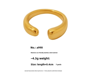 Macro shot of 18K gold plated stainless steel open ring with 4mm width measurements