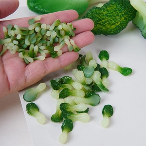 Miniatures de chou bok choy en résine pour bricolage maison de poupée sur la main