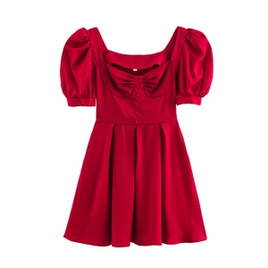 Mini Jurk Met Vierkante Hals En Pofmouwen Van Geplooid Satijn Wijnrood Hoge Taille Prinsessenstijl Dames
