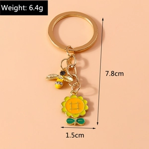 Detail view of sunflower bee keychain showing dimensions 7.8cm and weight 6.4g
