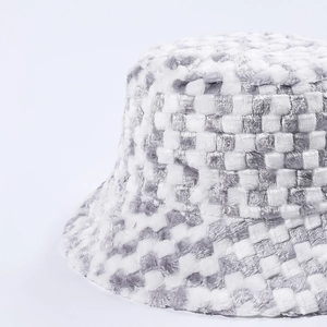 Bob d'hiver en peluche à damier gris et blanc en fausse fourrure douce et chaude