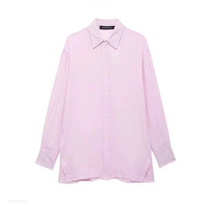 Chemise ample pour femme en pur lin lilas pâle avec plis et fentes boutonnées latérales