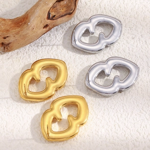 Minimalist geometric heart earrings in 18K gold and silver stainless steel set