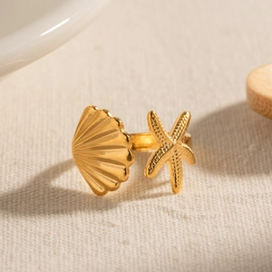 18k gold-plated stainless steel open ring with starfish and seashell charms
