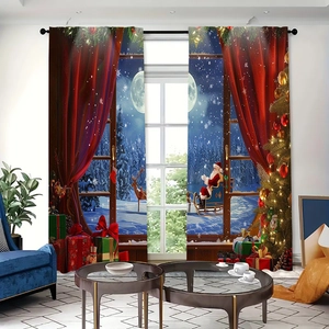 Vue détaillée des rideaux de Noël festifs avec le Père Noël et des rennes dans la neige