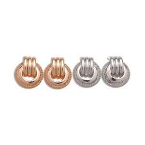 Orecchini vintage a rete circolare traforata in finiture metalliche oro e argento