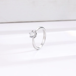 Anello solitario classico a sei griffe in acciaio al titanio con grande zircone tondo