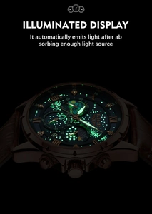 Dettaglio macro di orologio cronografo con indici luminosi verdi e cinturino in pelle marrone
