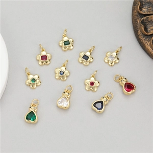 Pendentifs bijoux DIY avec fleurs et abeilles en zircon coloré sur base métal doré
