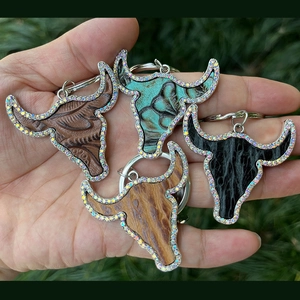 Bull Head Keychain Western Vintage Embossed Leather Cow Head Bag Pendant With Colorful Rhinestones Alloy For Women Men