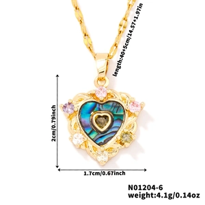 Dettaglio pendente a cuore 1,7x2cm con inserto in opale e pietre preziose miste