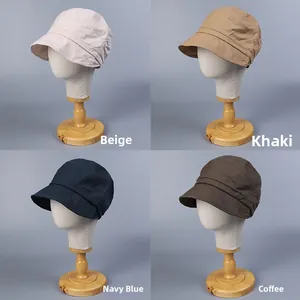 Casquette en coton à bord court pour femme en beige, kaki, bleu marine et marron