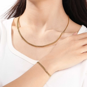 Fashionable gold stainless steel Cuban link necklace and bracelet set for men and women