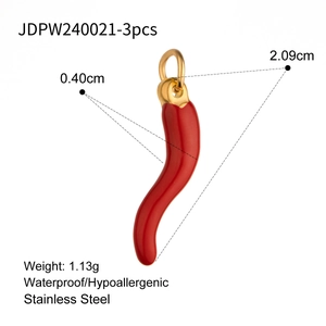 Three-piece red chili pepper pendants in stainless steel with waterproof gold rings