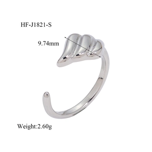 Détail du protège-oreille argenté en forme d'aile HF-J1821-S avec dimensions de 9,74mm